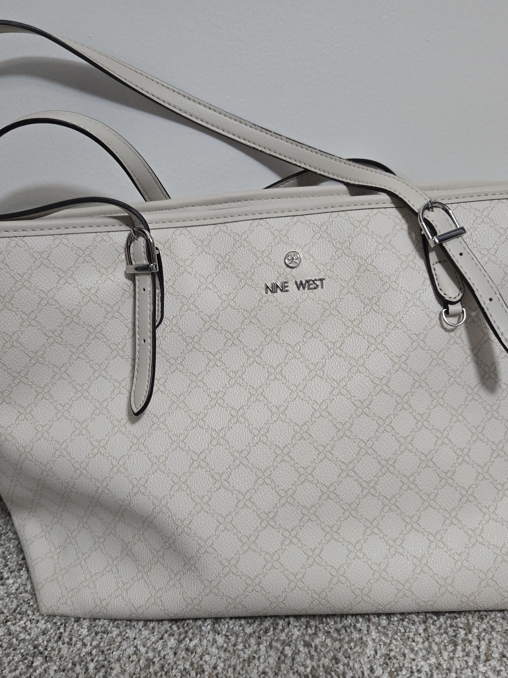 Nine West Beige Logo Tote Bag Zip/Magnetic Closure Inner Pockets Lined Strap